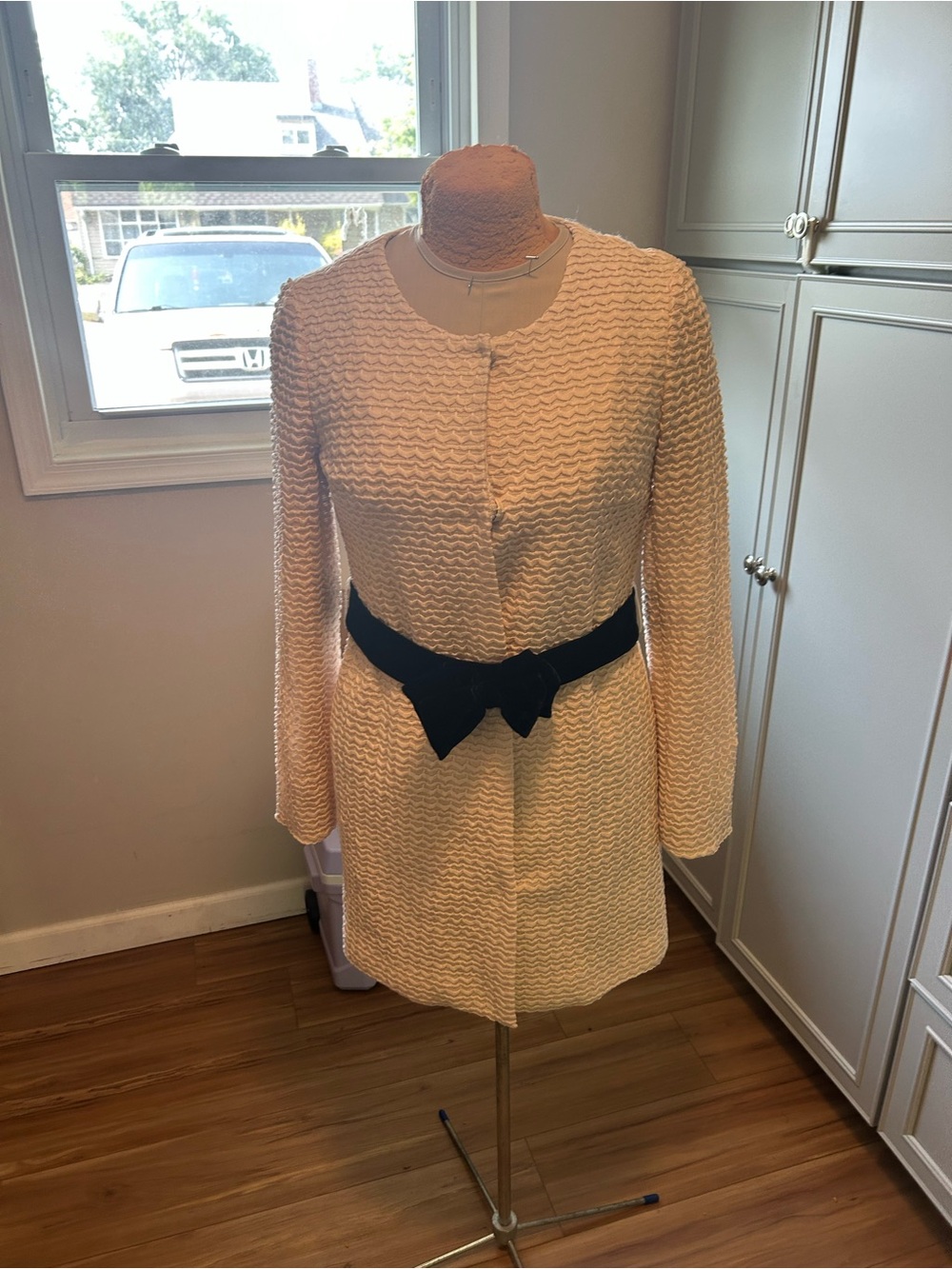 Pim Larkin Cream Textured Long-Sleeve Dress with Black Velvet Bow Belt Size Md